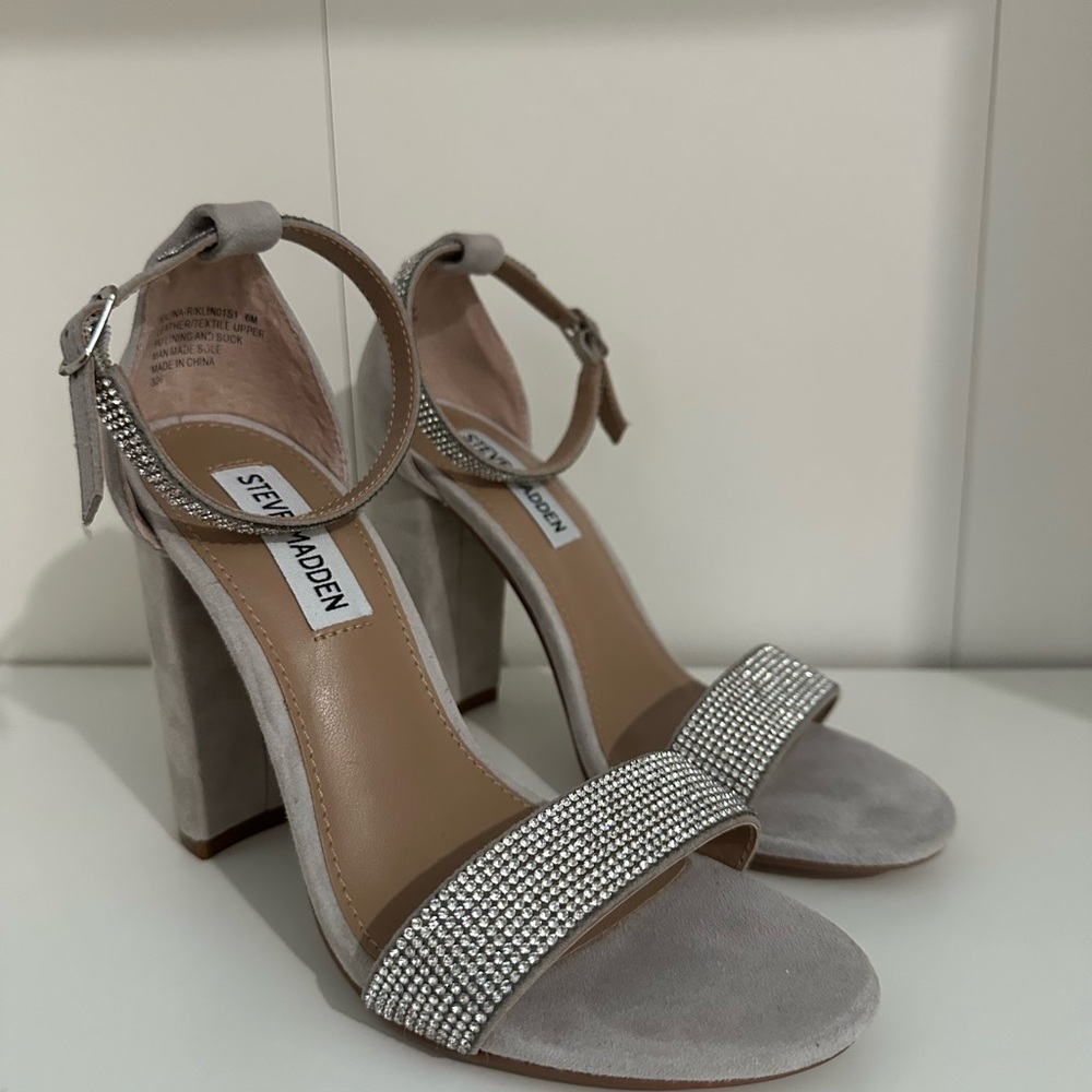 Steve Madden Gray Heels with Silver Accents